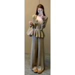 Waist-cinching knitted three-piece set