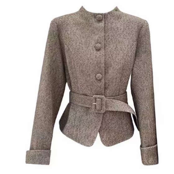 棕色極簡兩件套裝