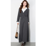 A color-blocking polo collar long Western-style suit