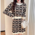 Round-neck checkered suit