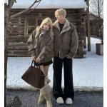 Maillard\'s winter couple collection features an American style with fur and fur in one